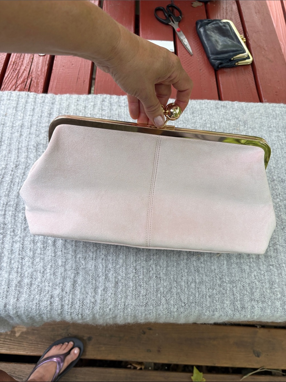 a new day Blush Pink Frame Clutch with Gold-Tone Kiss Lock